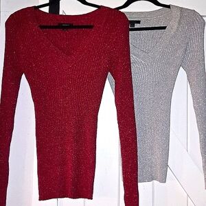 Women's Express V-Neck Stretch Sweater - Sparkly Red and Silver.